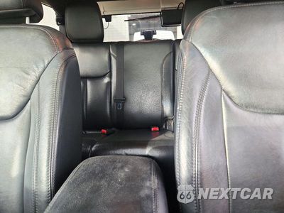 Zdjęcie 10 z 13 samochodu: 2013 JEEP WRANGLER UNLIMITED SAHARA VIN:1C4HJWEG5DL580603 - miniatura