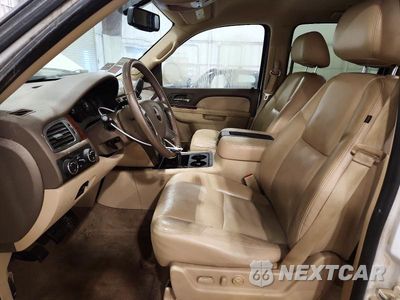 Zdjęcie 7 z 13 samochodu: 2011 GMC YUKON XL K1500 SLT VIN:1GKS2KE39BR361134 - miniatura