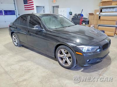 Czwarte zdjęcie samochodu z boku: 2015 BMW 320 I XDRIVE VIN:WBA3C3G57FNS76580 - miniatura