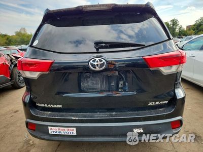 Zdjęcie 6 z 13 samochodu: 2019 TOYOTA HIGHLANDER XLE VIN:5TDJZRFH1KS614731 - miniatura