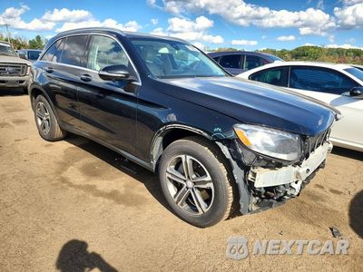 Czwarte zdjęcie samochodu z boku: 2017 MERCEDES-BENZ GLC 300 4MATIC VIN:WDC0G4KB2HF199752 - miniatura