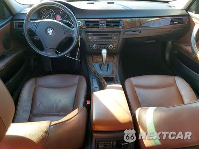 Zdjęcie 8 z 12 samochodu: 2008 BMW 328 I SULEV VIN:WBAVC53518FZ86338 - miniatura