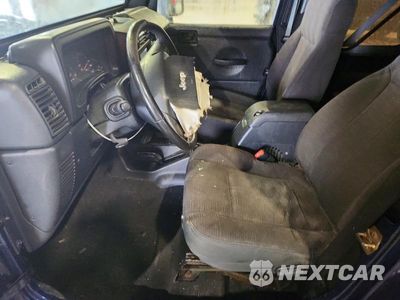 Zdjęcie 7 z 12 samochodu: 2004 JEEP WRANGLER / TJ RUBICON VIN:1J4FA69S24P793887 - miniatura