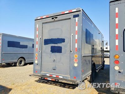 Trzecie zdjęcie samochodu z tyłu: 2020 FREIGHTLINER MT45G CHASSIS DELIVERY TRUCK VIN:4UZAC2EA3LCLZ7131 - miniatura