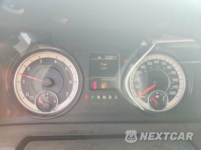 Zdjęcie 9 z 12 samochodu: 2018 RAM 1500 ST VIN:3C6JR6AG6JG238495 - miniatura
