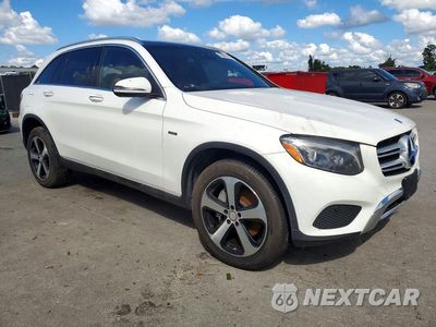 Czwarte zdjęcie samochodu z boku: 2016 MERCEDES-BENZ GLC 300 4MATIC VIN:WDC0G4KB9GF057476 - miniatura