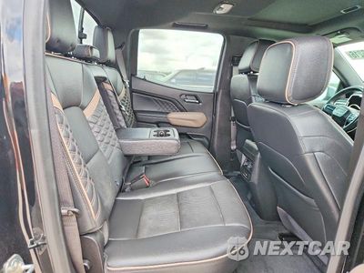 Zdjęcie 10 z 12 samochodu: 2025 GMC CANYON DENALI VIN:1GTP2FEK2S1200266 - miniatura