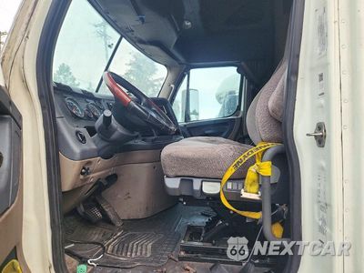 Zdjęcie 7 z 14 samochodu: 2017 FREIGHTLINER CASCADIA 125 SEMI TRUCK VIN:3AKJGLDR5HSHZ8208 - miniatura