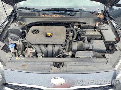 Zdjęcie 11 z 12 samochodu: 2019 KIA FORTE LXS VIN:3KPF24AD7KE014727 - miniatura
