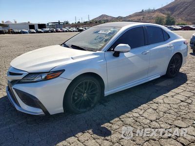 2021 TOYOTA CAMRY XSE 4T1K61AK4MU571160 - główne zdjęcie licytacji z USA - miniatura