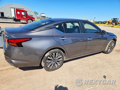 Trzecie zdjęcie samochodu z tyłu: 2025 NISSAN ALTIMA SV VIN:1N4BL4DV9SN404701 - miniatura