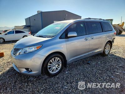 2015 TOYOTA SIENNA XLE 8-PASSENGER 5TDYK3DC2FS674241 - główne zdjęcie licytacji z USA - miniatura