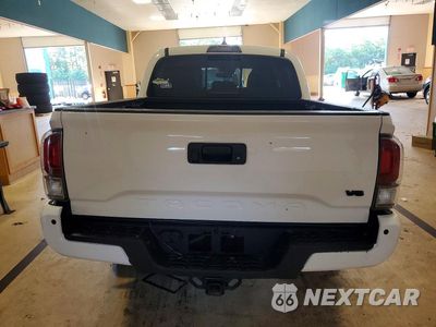 Zdjęcie 6 z 12 samochodu: 2023 TOYOTA TACOMA TRD SPORT VIN:3TMCZ5AN6PM539496 - miniatura