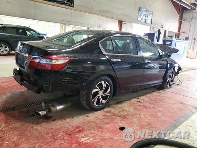 Trzecie zdjęcie samochodu z tyłu: 2016 HONDA ACCORD LX VIN:1HGCR2F39GA221778 - miniatura