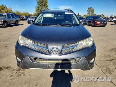 Piąte zdjęcie samochodu w środku: 2015 TOYOTA RAV4 XLE VIN:JTMRFREV2FD168173 - miniatura