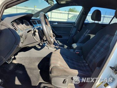 Zdjęcie 7 z 13 samochodu: 2016 VOLKSWAGEN GTI S/SE VIN:3VW4T7AU0GM021244 - miniatura
