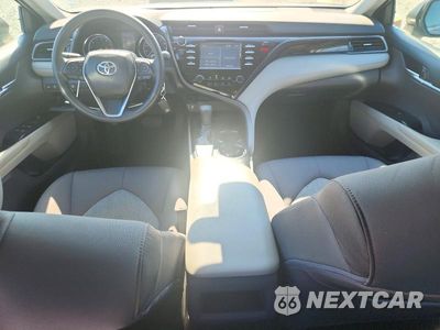 Zdjęcie 8 z 12 samochodu: 2019 TOYOTA CAMRY LE VIN:4T1B11HK7KU194146 - miniatura
