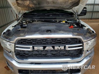 Zdjęcie 11 z 12 samochodu: 2023 RAM 2500 TRADESMAN VIN:3C6UR5HJ7PG634260 - miniatura