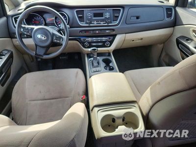 Zdjęcie 8 z 13 samochodu: 2015 KIA SEDONA L VIN:KNDMA5C12F6053725 - miniatura