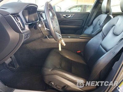 Zdjęcie 7 z 13 samochodu: 2020 VOLVO S60 T6 MOMENTUM VIN:7JRA22TK7LG037695 - miniatura