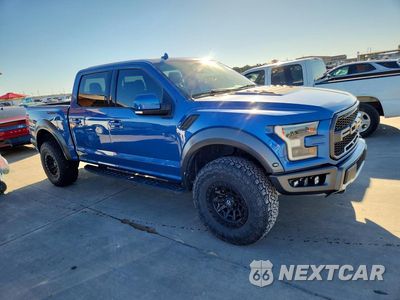 Czwarte zdjęcie samochodu z boku: 2019 FORD F150 RAPTOR VIN:1FTFW1RG4KFB80677 - miniatura