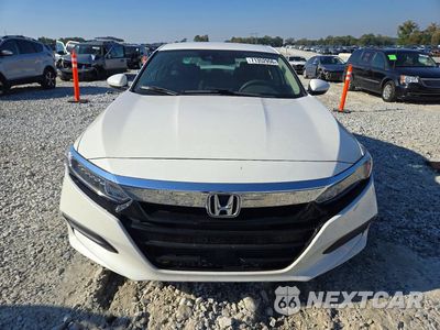 Piąte zdjęcie samochodu w środku: 2018 HONDA ACCORD LX VIN:1HGCV1F13JA150489 - miniatura