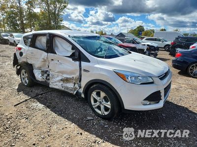 Czwarte zdjęcie samochodu z boku: 2014 FORD ESCAPE SE VIN:1FMCU9G96EUD64221 - miniatura