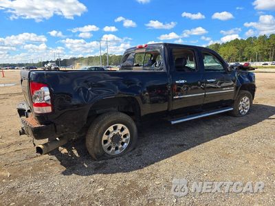 Trzecie zdjęcie samochodu z tyłu: 2014 GMC SIERRA K2500 DENALI VIN:1GT125E87EF109635 - miniatura