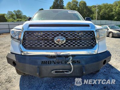 Piąte zdjęcie samochodu w środku: 2021 TOYOTA TUNDRA SR5 VIN:5TFDY5F15MX981656 - miniatura