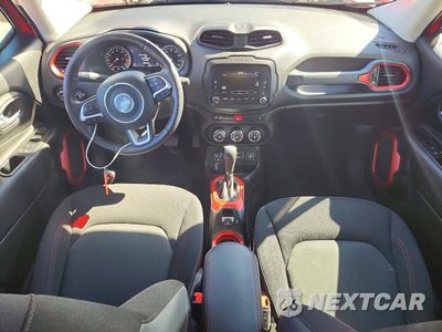 Zdjęcie 8 z 13 samochodu: 2016 JEEP RENEGADE TRAILHAWK VIN:ZACCJBCT5GPC60264 - miniatura