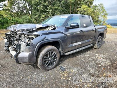 2025 TOYOTA TUNDRA 5TFWC5DB9SX093749 - główne zdjęcie licytacji z USA - miniatura