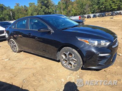 Czwarte zdjęcie samochodu z boku: 2021 KIA FORTE LXS VIN:3KPF24AD9ME308696 - miniatura