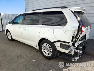 Drugie zdjęcie samochodu z przodu: 2015 TOYOTA SIENNA XLE 8-PASSENGER VIN:5TDYK3DCXFS627684 - miniatura
