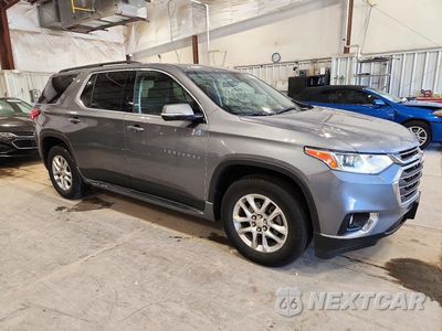 Czwarte zdjęcie samochodu z boku: 2019 CHEVROLET TRAVERSE LT VIN:1GNERGKW1KJ208771 - miniatura