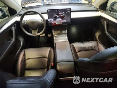 Zdjęcie 8 z 13 samochodu: 2023 TESLA MODEL Y VIN:7SAYGAEE2PF592105 - miniatura