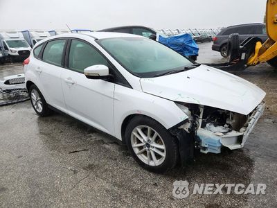 Czwarte zdjęcie samochodu z boku: 2017 FORD FOCUS SE VIN:1FADP3K27HL208244 - miniatura