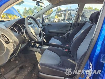 Zdjęcie 7 z 12 samochodu: 2007 HONDA FIT VIN:JHMGD38457S026280 - miniatura