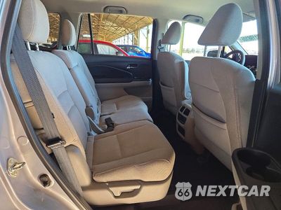 Zdjęcie 11 z 13 samochodu: 2018 HONDA PILOT EX VIN:5FNYF5H32JB000355 - miniatura