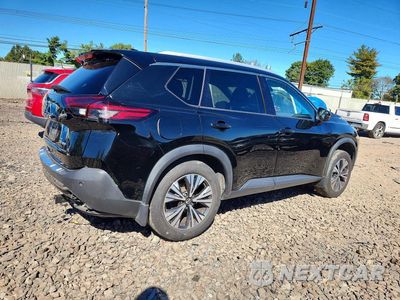 Trzecie zdjęcie samochodu z tyłu: 2021 NISSAN ROGUE SV VIN:5N1AT3BB8MC704085 - miniatura