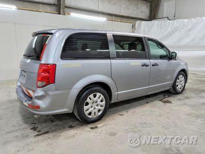 Trzecie zdjęcie samochodu z tyłu: 2019 DODGE GRAND CARAVAN SE VIN:2C4RDGBG7KR799539 - miniatura