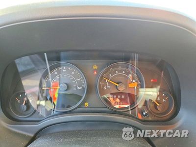Zdjęcie 9 z 13 samochodu: 2017 JEEP PATRIOT SPORT VIN:1C4NJPBA8HD150153 - miniatura