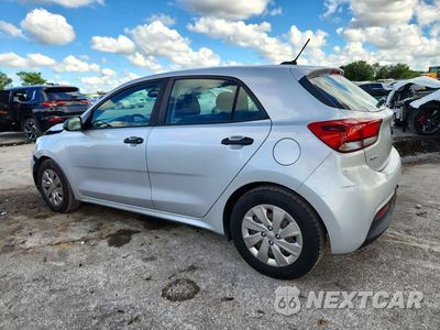 Drugie zdjęcie samochodu z przodu: 2018 KIA RIO 5-DOOR LX VIN:3KPA25AB6JE090257 - miniatura