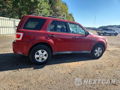 Trzecie zdjęcie samochodu z tyłu: 2010 FORD ESCAPE XLT VIN:1FMCU0D79AKA30561 - miniatura