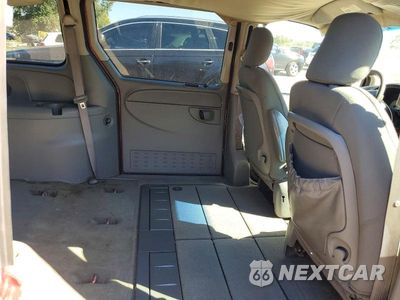Zdjęcie 11 z 13 samochodu: 2007 CHRYSLER TOWN & COUNTRY LX VIN:2A4GP44R27R215934 - miniatura