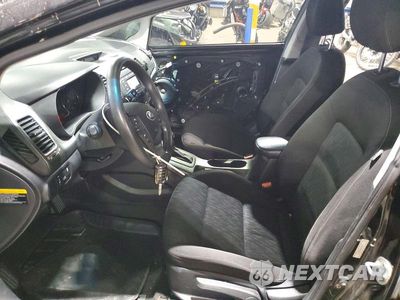 Zdjęcie 7 z 13 samochodu: 2016 KIA FORTE LX VIN:KNAFK4A63G5568459 - miniatura