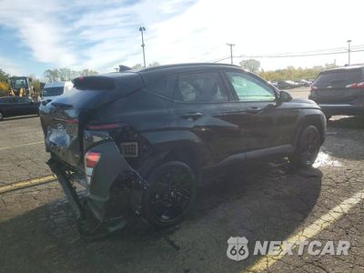 Trzecie zdjęcie samochodu z tyłu: 2026 HYUNDAI KONA SEL SPORT VIN:KM8HFCAB8TU353596 - miniatura