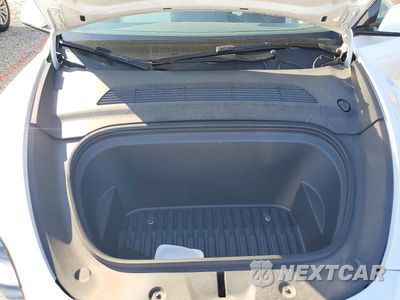 Zdjęcie 11 z 12 samochodu: 2024 TESLA MODEL Y VIN:7SAYGDEE2RF194770 - miniatura