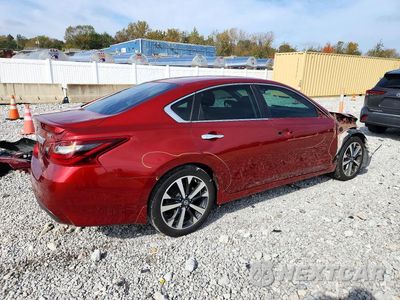 Trzecie zdjęcie samochodu z tyłu: 2017 NISSAN ALTIMA 2.5 SR VIN:1N4AL3AP5HC167673 - miniatura