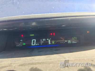 Zdjęcie 9 z 13 samochodu: 2017 TOYOTA PRIUS V TWO VIN:JTDZN3EU9HJ067160 - miniatura