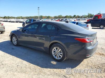 Drugie zdjęcie samochodu z przodu: 2025 TOYOTA CAMRY LE VIN:4T1DAACKXSU545678 - miniatura